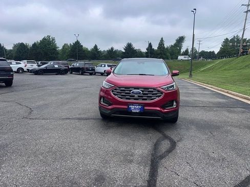 Used 2020 Ford Edge Titanium w/ Equipment Group 301A AWD/4WD image 2