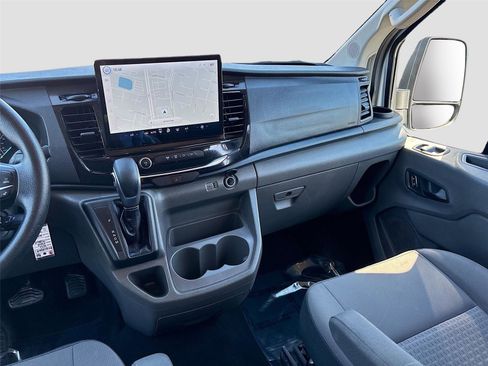 Used 2023 Ford Transit 350 XLT image 24