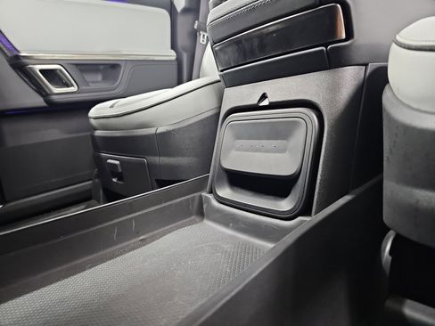 Used 2023 Rivian R1S Adventure image 33