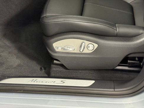 Certified 2026 Porsche Macan S AWD/4WD image 15
