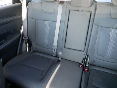 Used 2025 Hyundai Tucson SEL AWD/4WD image 12