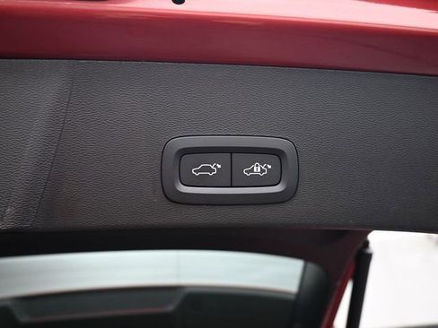 Used 2023 Volvo XC40 B5 Plus w/ Driver Assist Package image 31