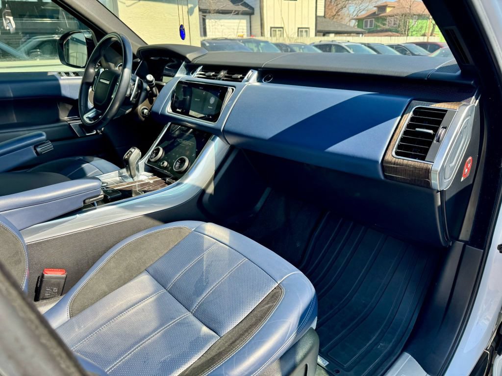 Used 2018 Land Rover Range Rover Sport Supercharged AWD/4WD image 22