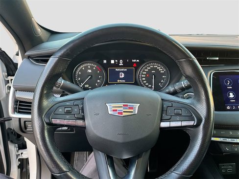 Used 2023 Cadillac XT4 Sport w/ Sun And Sound Package image 11