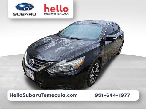 Used 2016 Nissan Altima 2.5 SV w/ Convenience Package image 1