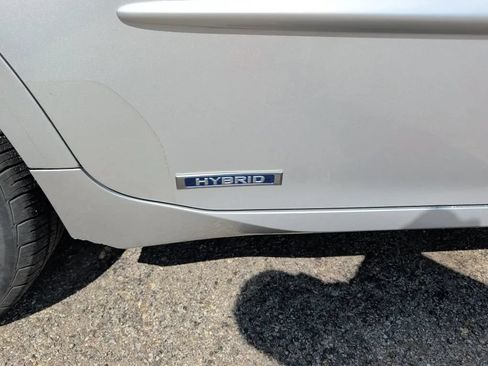 Used 2013 Lexus ES 300h w/ Luxury Pkg FWD image 23