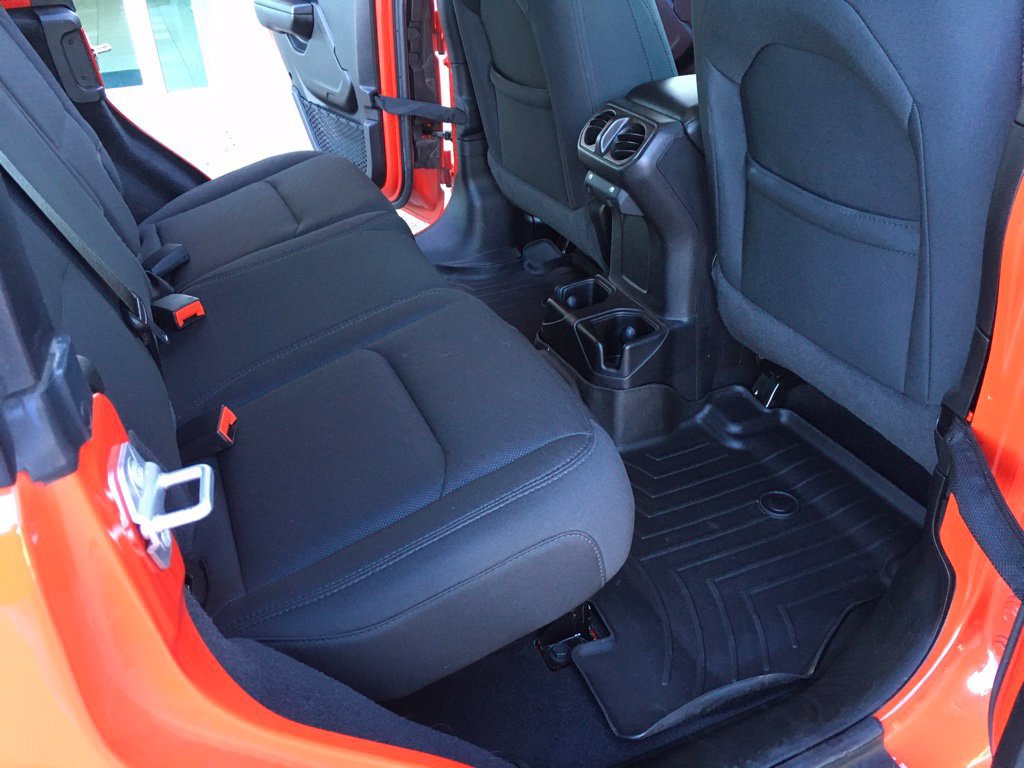 Used 2021 Jeep Wrangler Unlimited Sport AWD/4WD image 28