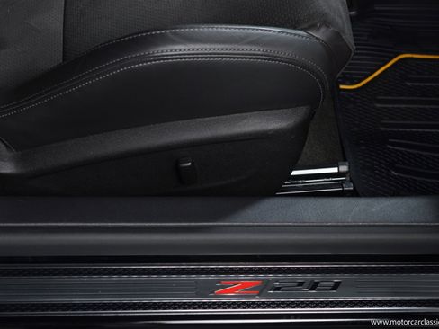 Used 2015 Chevrolet Camaro Z/28 image 24