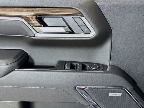 New 2025 Chevrolet Silverado 1500 LT Trail Boss w/ Convenience Package II image 16