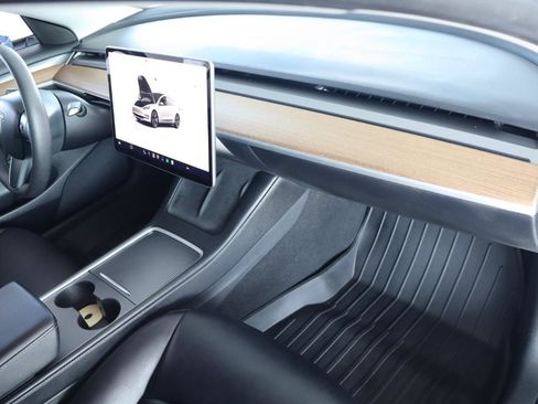 Used 2023 Tesla Model 3 Standard Range RWD image 34