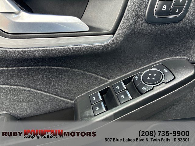 Used 2025 Ford Escape Platinum AWD/4WD image 15