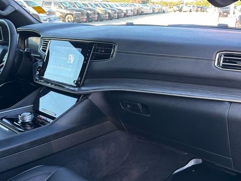 Used 2024 Jeep Wagoneer Series II w/ Flexible Seating Group RWD image 31