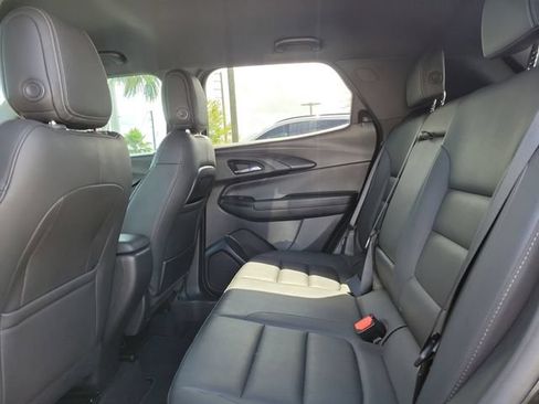Used 2023 Chevrolet TrailBlazer ACTIV FWD image 32