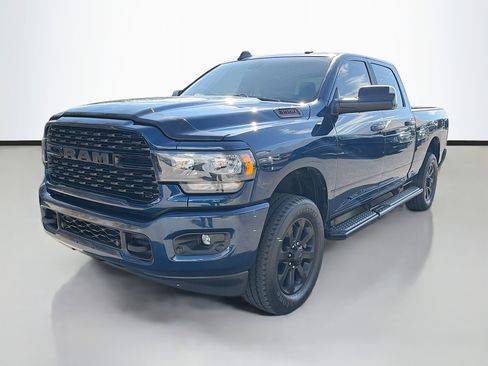 Used 2022 RAM 3500 Big Horn w/ Night Edition image 7