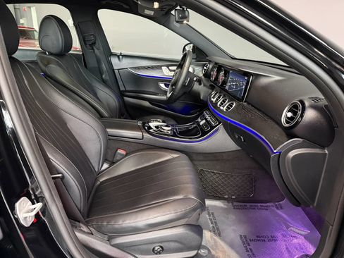 Used 2017 Mercedes-Benz E 300 4MATIC image 22