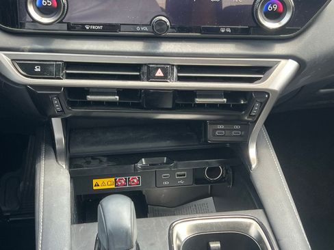 Used 2024 Lexus RX 350 Premium w/ Accessory Package (Z1) FWD image 33