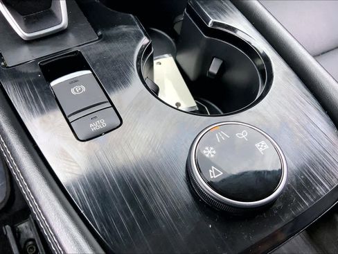 Used 2021 Nissan Rogue SL AWD/4WD image 34