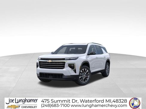 New 2026 Chevrolet Traverse LT w/ Sun and Wheel Package image 9