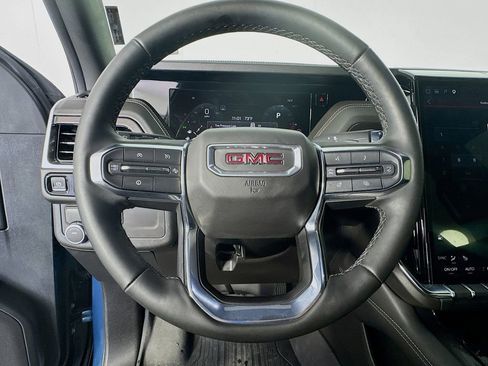 Used 2025 GMC Yukon Elevation w/ LPO, Floor Liner Package image 11