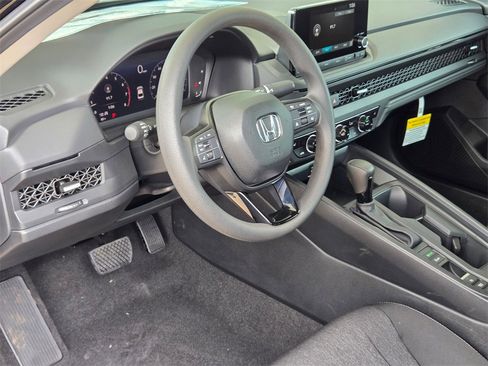 New 2025 Honda Accord SE image 10
