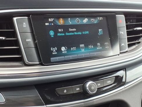 Used 2019 Buick Enclave Premium AWD/4WD image 18