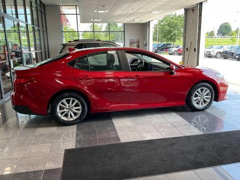 Certified 2025 Toyota Camry LE FWD image 5