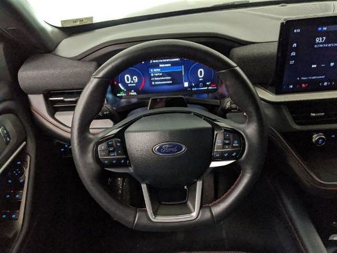 Certified 2025 Ford Explorer ST-Line w/ ST-Line Street Pack image 17