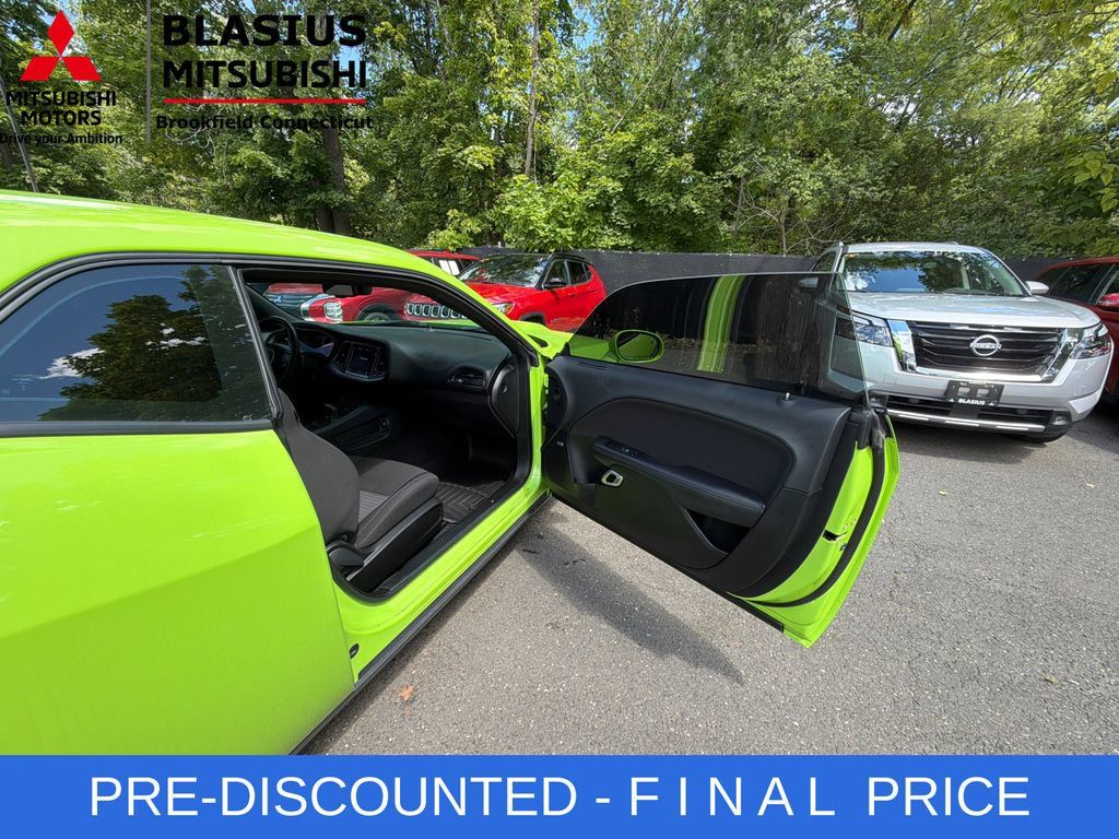 Used 2023 Dodge Challenger R/T w/ Blacktop Package RWD image 28