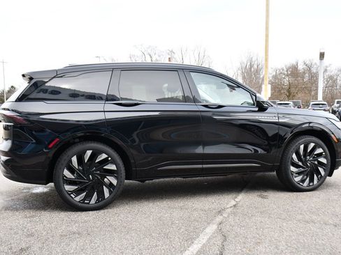 New 2026 Lincoln Nautilus Reserve AWD/4WD image 7