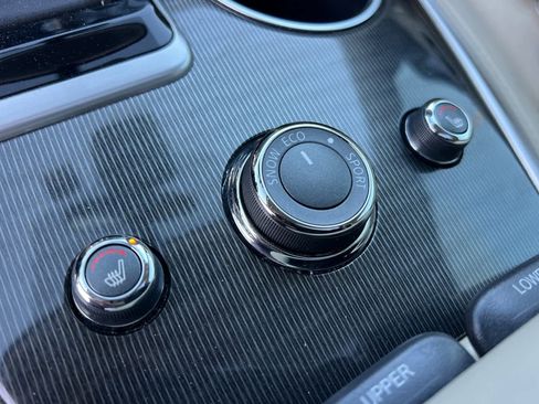 Used 2019 INFINITI QX60 Luxe w/ Essential Package image 31