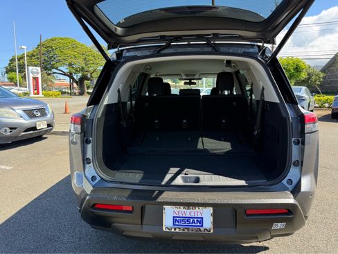 New 2026 Nissan Pathfinder SV FWD image 11