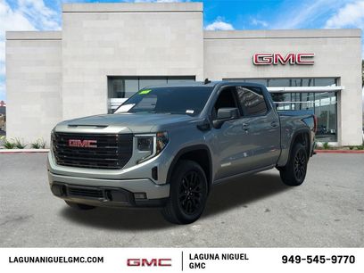 Used 2025 GMC Sierra 1500 Elevation