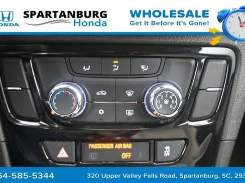 Used 2020 Buick Encore Preferred FWD image 17