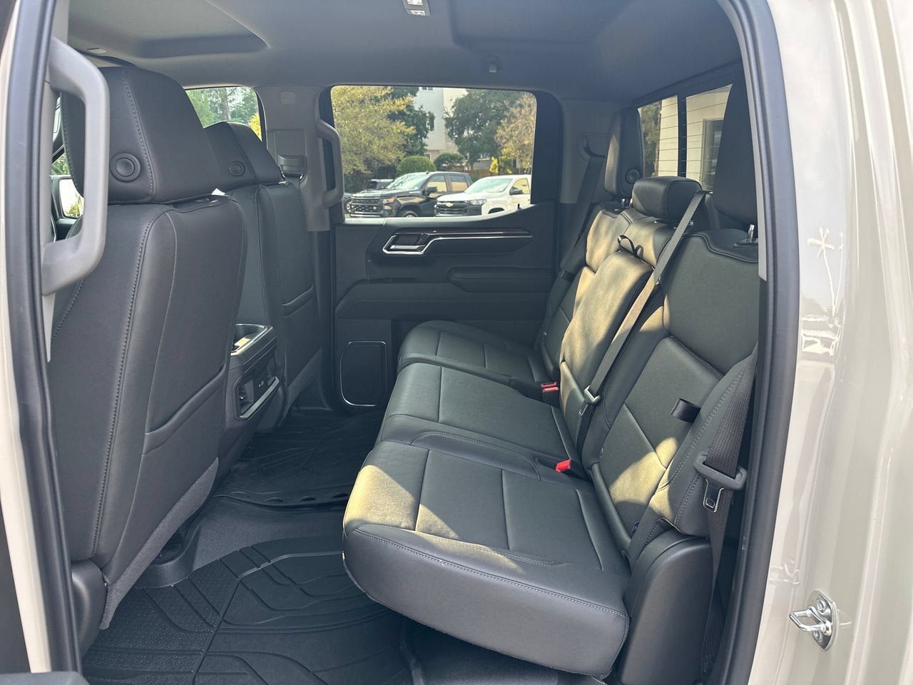New 2026 Chevrolet Silverado 1500 RST w/ Convenience Package II AWD/4WD image 27