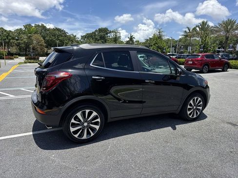 Used 2021 Buick Encore Preferred w/ Safety Package FWD image 4