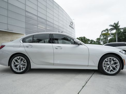 Used 2025 BMW 330i Sedan image 28