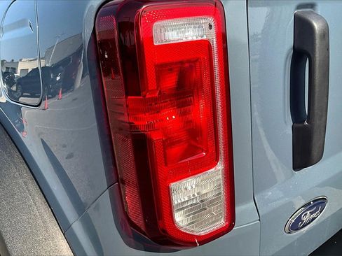 Used 2023 Ford Bronco 4-Door image 32