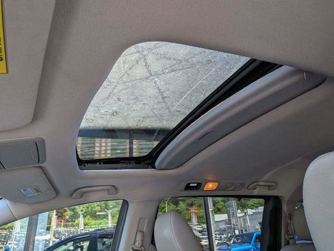 Used 2017 Honda Odyssey EX-L image 22