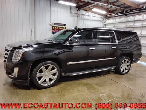Used 2015 Cadillac Escalade ESV Luxury image 5