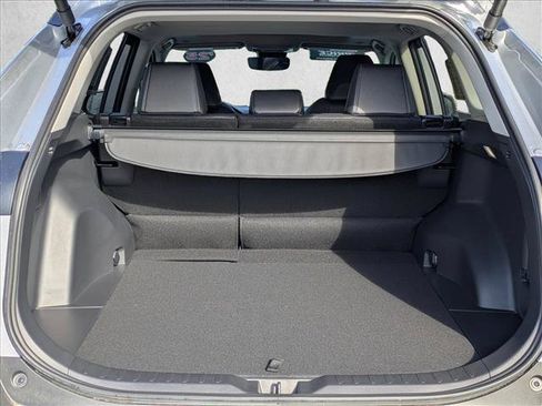Used 2025 Toyota RAV4 XLE Premium FWD image 6