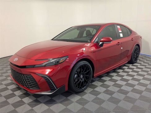 New 2026 Toyota Camry SE FWD image 2