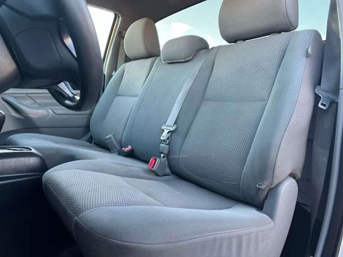 Used 2014 Toyota Tacoma 2WD Regular Cab image 10