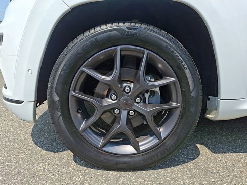 Used 2019 Jeep Grand Cherokee Limited X AWD/4WD image 10