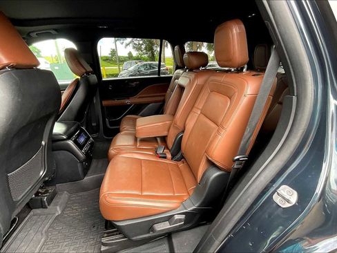 Used 2023 Lincoln Aviator Reserve w/ Equipment Group 201A image 25