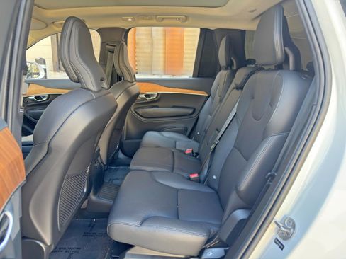 Used 2024 Volvo XC90 T8 Plus w/ Protection Package Premier AWD/4WD image 44