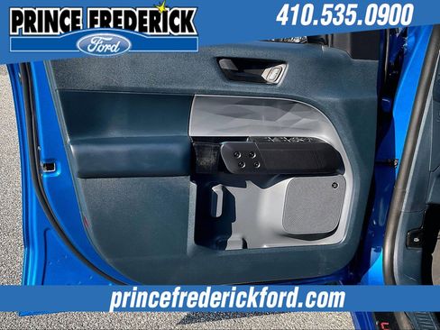 Used 2025 Ford Maverick Lobo image 22
