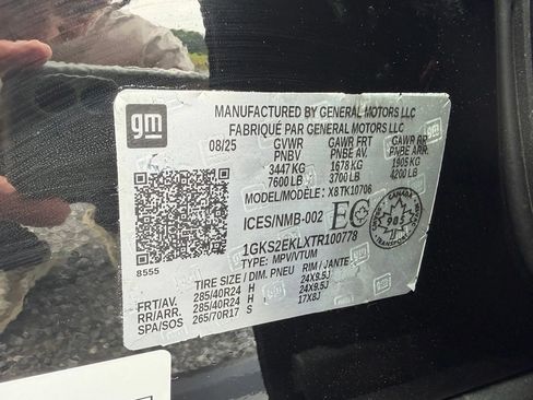 Used 2026 GMC Yukon Denali Ultimate AWD/4WD image 30