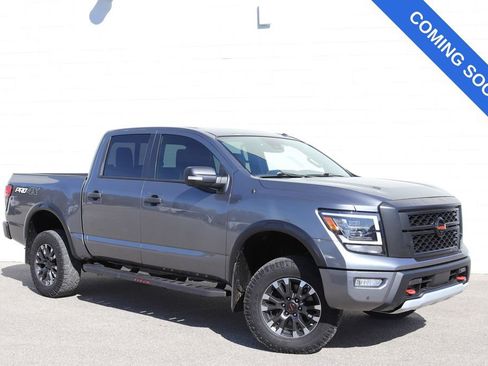 Used 2021 Nissan Titan PRO-4X w/ Pro-4x Convenience Package image 1
