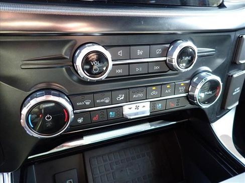 Used 2022 Ford F150 Platinum w/ Equipment Group 701A High image 24