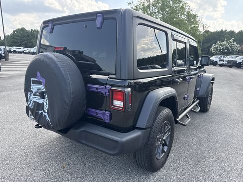 Used 2024 Jeep Wrangler Unlimited Sport AWD/4WD image 7